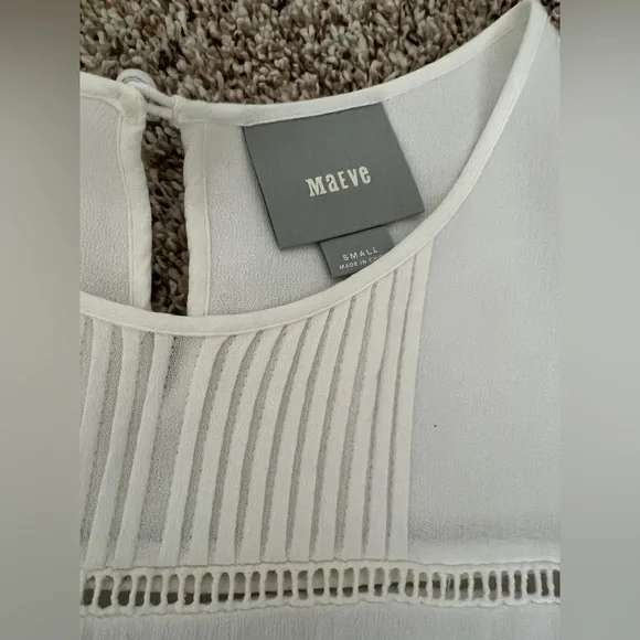 Maeve Anthropologie Ivory Pleated Blouse small - Picture 2 of 6